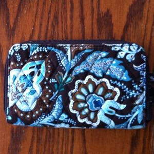 Vera Bradley wallet/wristlet