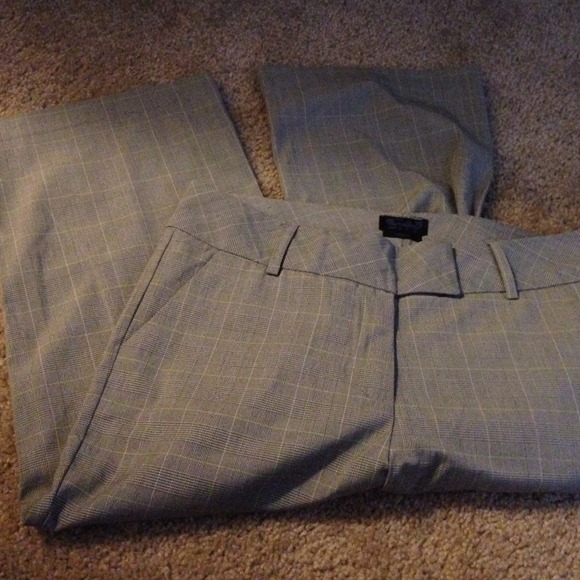Grey capris dress pant