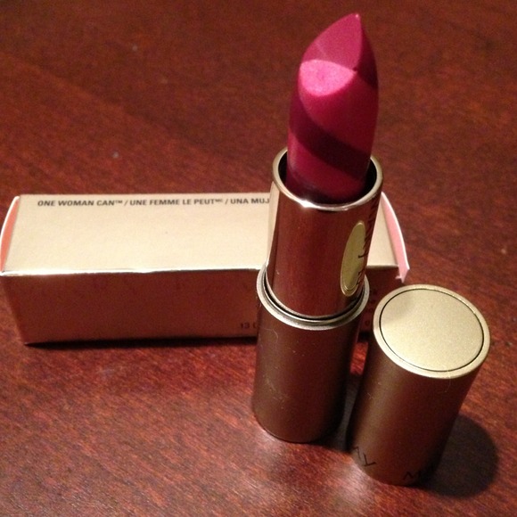 Mary Kay Creme Lipstick