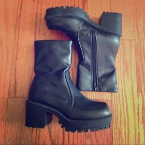 💢SOLD💢 Stomp the yard boots