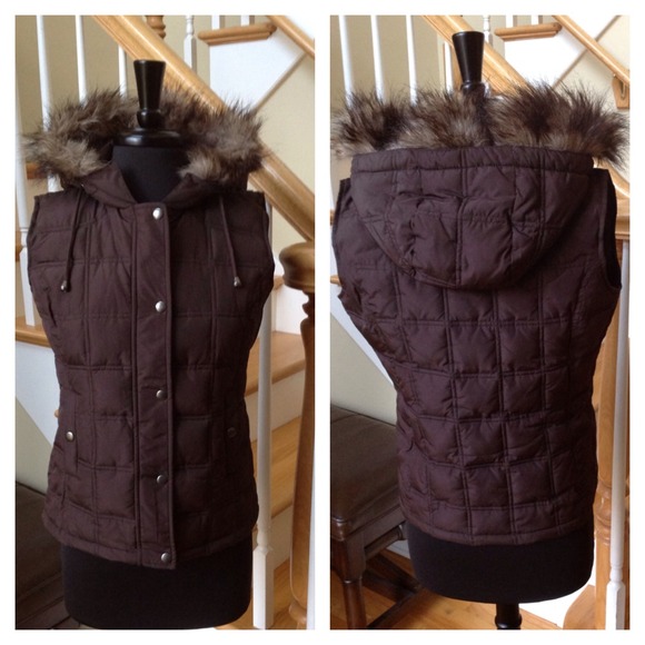 82 off GAP Jackets & Blazers GAP FAUX FUR HOOD PUFFER VEST from