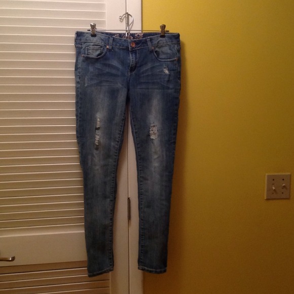 Distressed Skinny Jeans