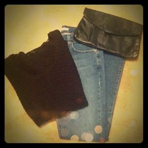 ⬇️6/20 Onyx Black Sweater