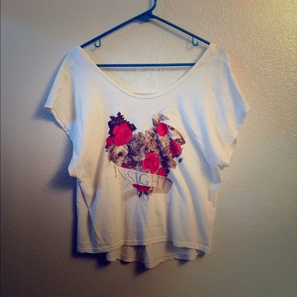 Off-shoulder Printed Short Sleeve w/ Low Cut Back