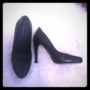 Little Black Heel