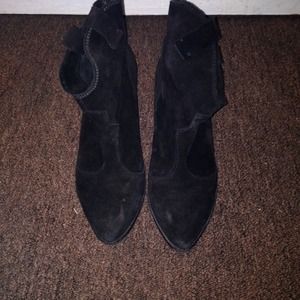 Zara Woman Black Suede Booties