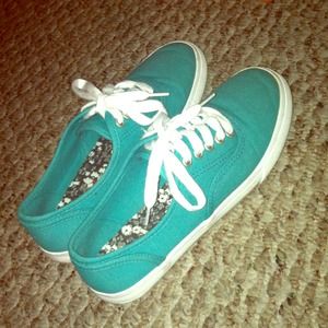 ❌SOLD❌  Teal skippies
