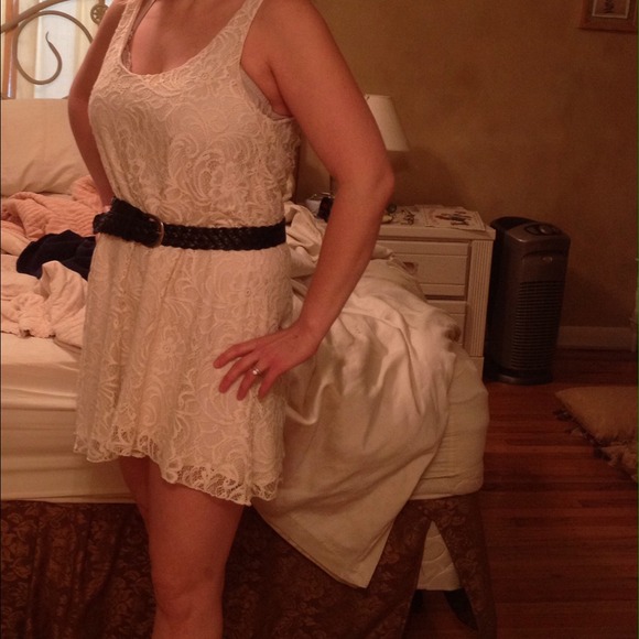HOST PiCK! 💝💝Dolce Vita Ivory lace dress - Picture 4 of 4