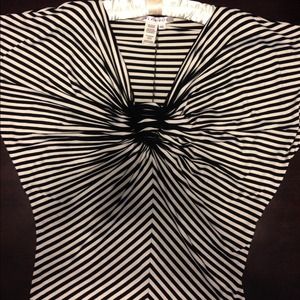 Max Studio Oversized Top