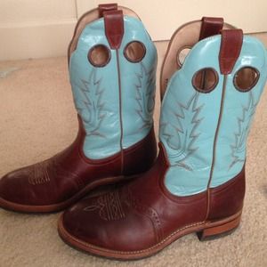 🌟Reserved🌟 Turquoise Boulet Cowgirl Boots