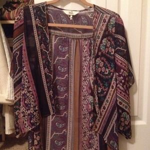 Flower patterned kimono, never worn!