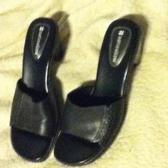Wedge shoes.