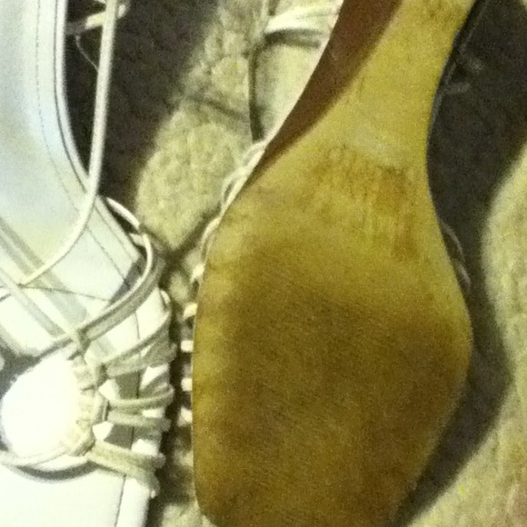 Shoes - Picture 3 of 3