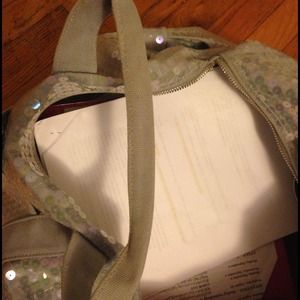 Victoria pink duffle bag (same bag more pics)