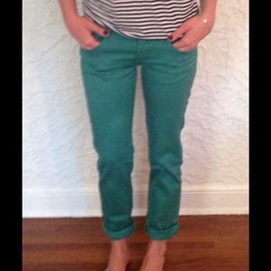 Zara Core Denim Kelly Green Skinny Jeans. Size 2