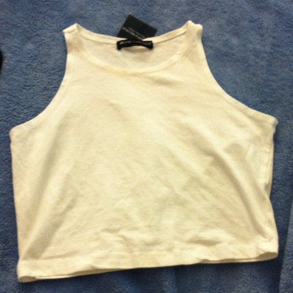 🚫SOLD🚫brandy melville crop top🔮