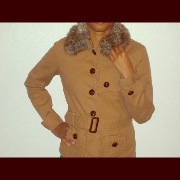 Gap Coat