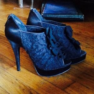 Black lace heels