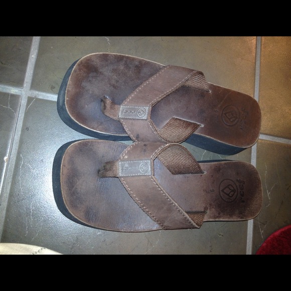 Reef brown platform flip flops