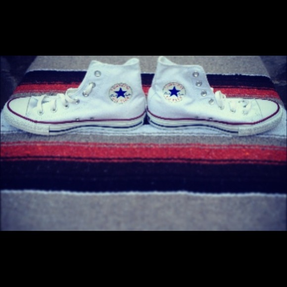White high top converse never worn