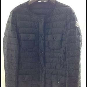 Moncler Jacket and best. All size 2( size m).