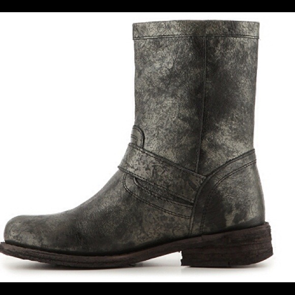 🎉HOST PICK🎉Black Felmini Leather Metallic Bootie - Picture 4 of 4