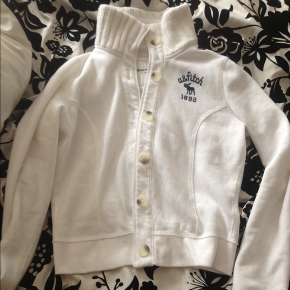 🚫SOLD IN BUNDLE🚫Abercrombie kids fleece jacket