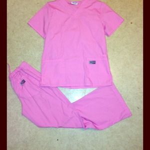 💢BUNDLE💢Scrub Zone scrubs and orange Cherokee