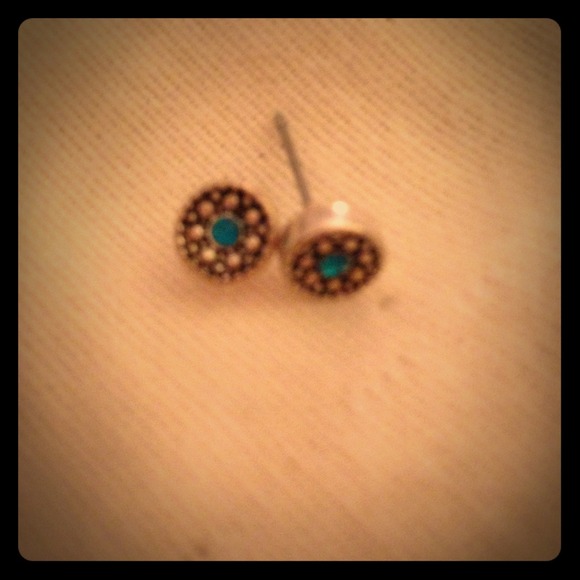 Silver and teal stone stud