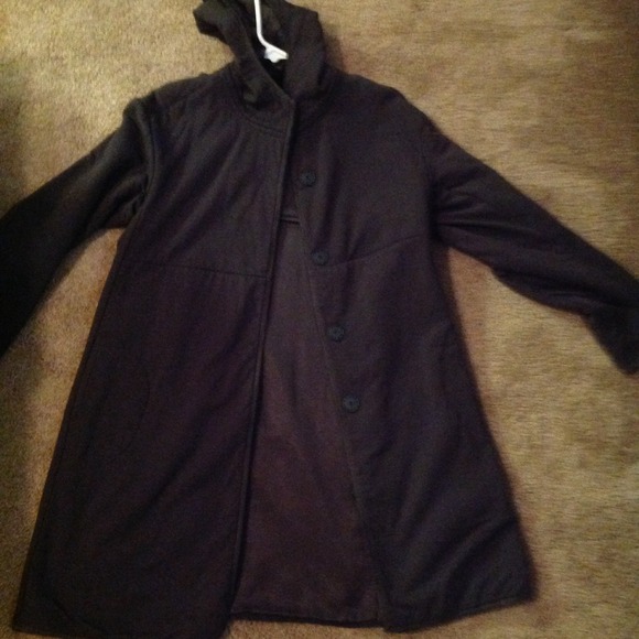 RN Convertible long grey coat w/ hood & pockets