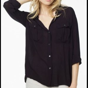 X sold in bundle x James Perse black top