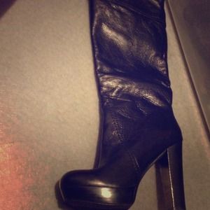 Black crinkled. Patent leather.