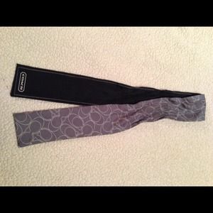Coach scarf