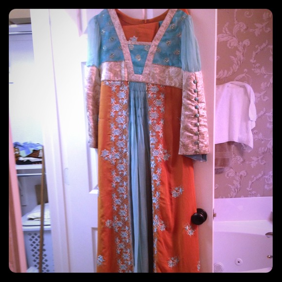 Pakistani/Indian clothes