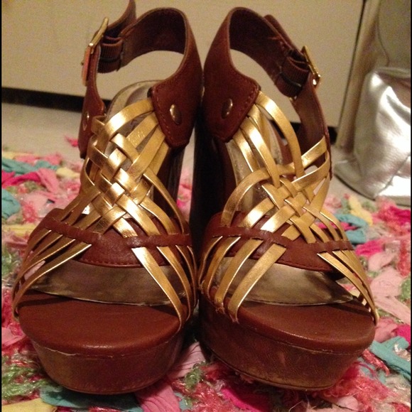 Wedges - Picture 3 of 3