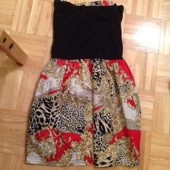 Cute dress 👍 - Picture 2 of 4