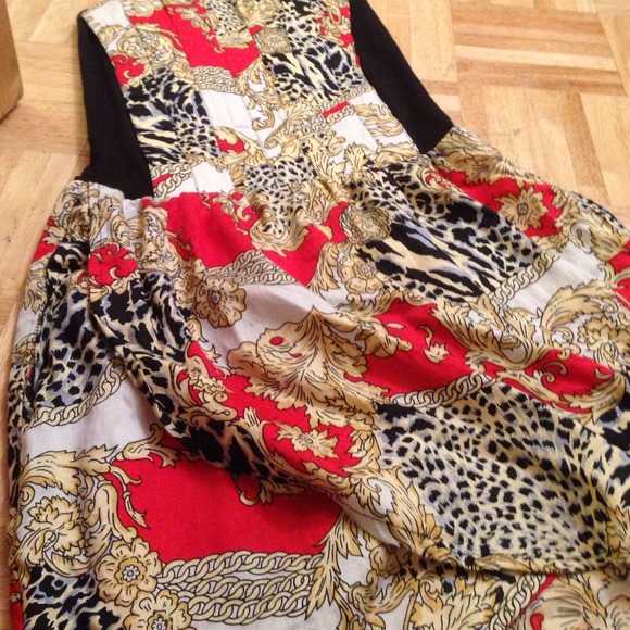 Cute dress 👍 - Picture 3 of 4