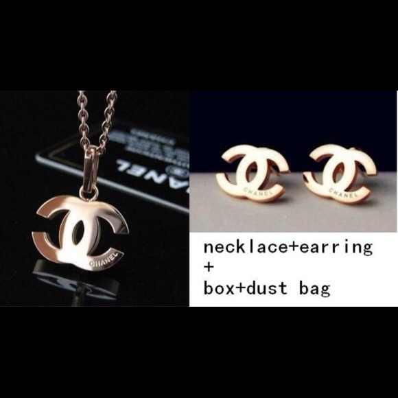 Necklace and earring