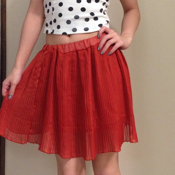 Skirt - Picture 3 of 4