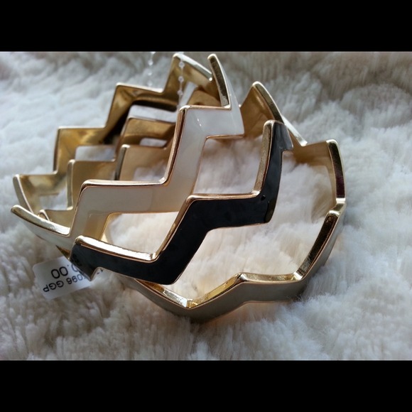 ✨Chevron Stackable Bracelets - Picture 2 of 2