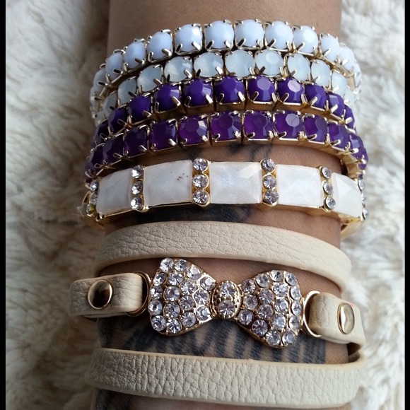 ⛔️SOLD⛔️🎀Arm Candy Set🎀 - Picture 2 of 2