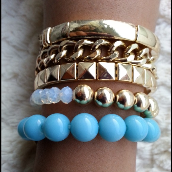 💞Arm Candy💞 - Picture 2 of 2