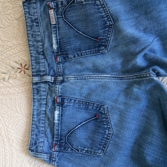 Guess? Jeans size 28 REDUCED - Picture 2 of 4