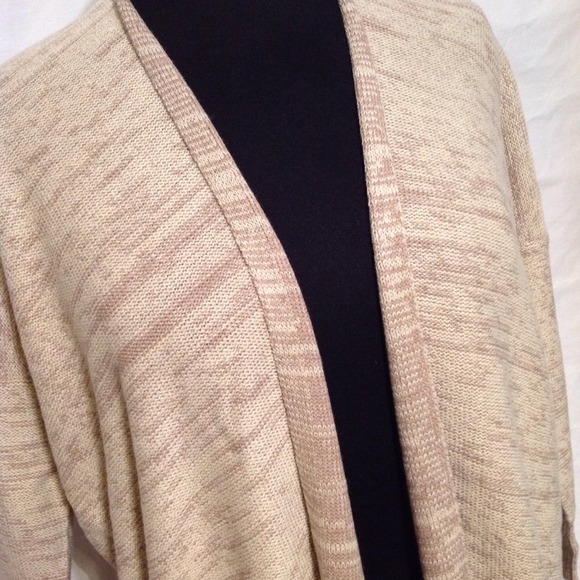 ❌BUNDLED❌tan marbled open cardigan sweater - Picture 3 of 3