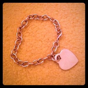 STERLING SILVER HEART BRACELET