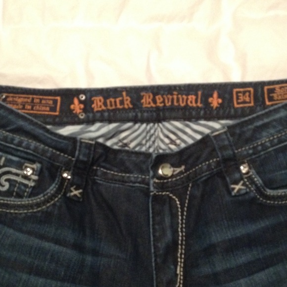 🌟🌟Bundled 🌟🌟Rock Revival/miss me jeans.