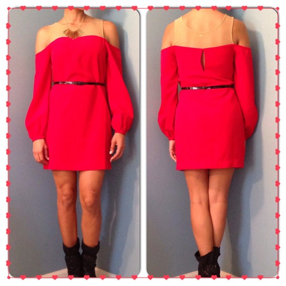 ⬇️Syn Cold Shoulder Long Sleeved Red Dress Size XS - Picture 2 of 3