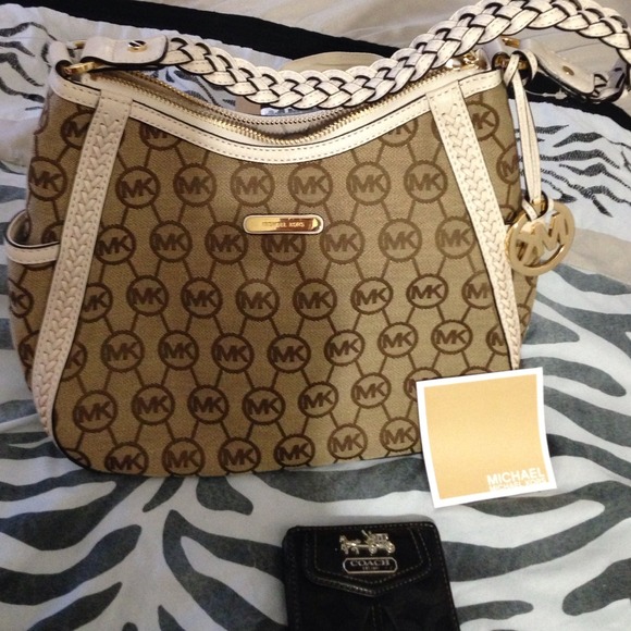 Michael kors shoulder bag!❤️❤️