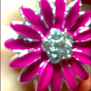 SOLD Hot pink stretch flower bling ring