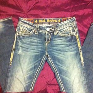 ❌On Hold❌💙💙Rock Revival Jeans💙💙